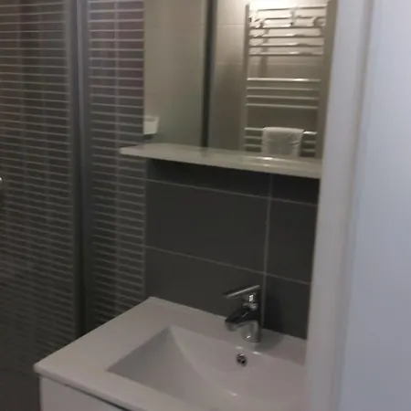 Ni I -two Bedroom With Terrace And Hot Tub Lux F * Makarska