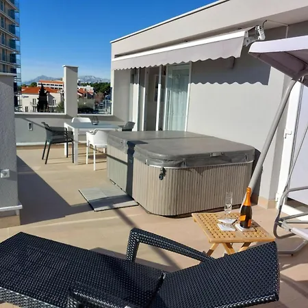 Apartman Ni I -two Bedroom With Terrace And Hot Tub Lux F *