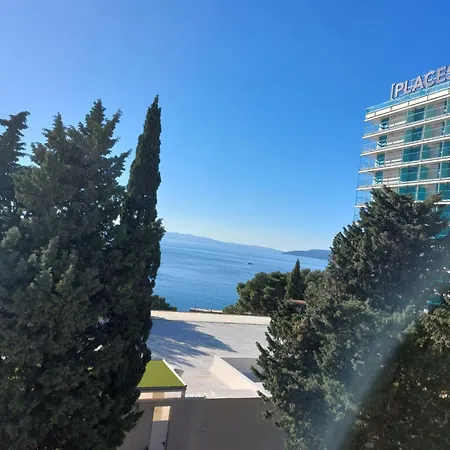 Apartman Ni I -two Bedroom With Terrace And Hot Tub Lux F Makarska